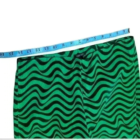 WILD FABLE -corduroy boot cut 70s pants - Picture 3 of 6